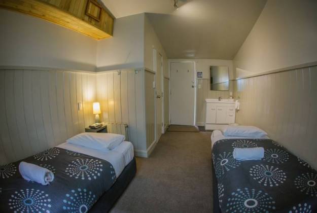 Twin room gallery